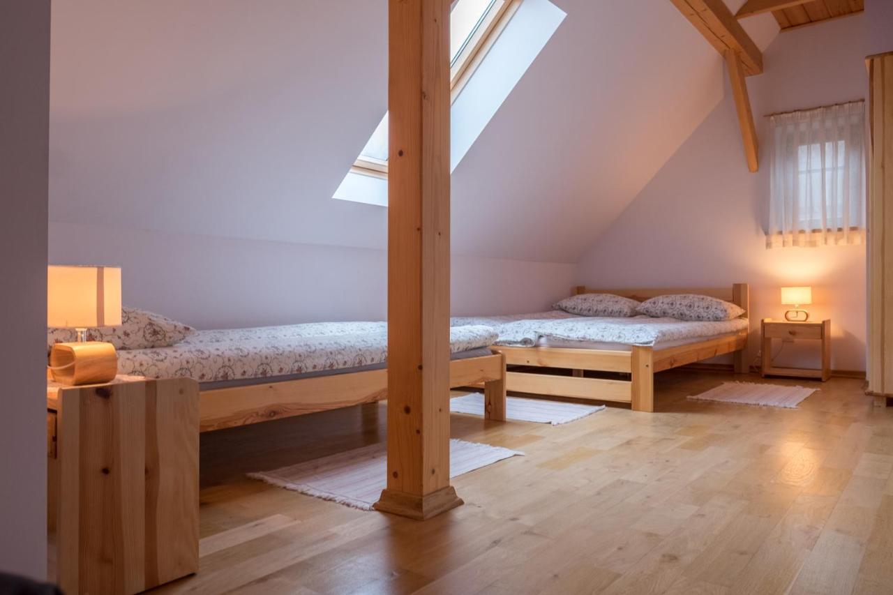 Miodowa Kolonia Bed & Breakfast Białowieża Eksteriør bilde