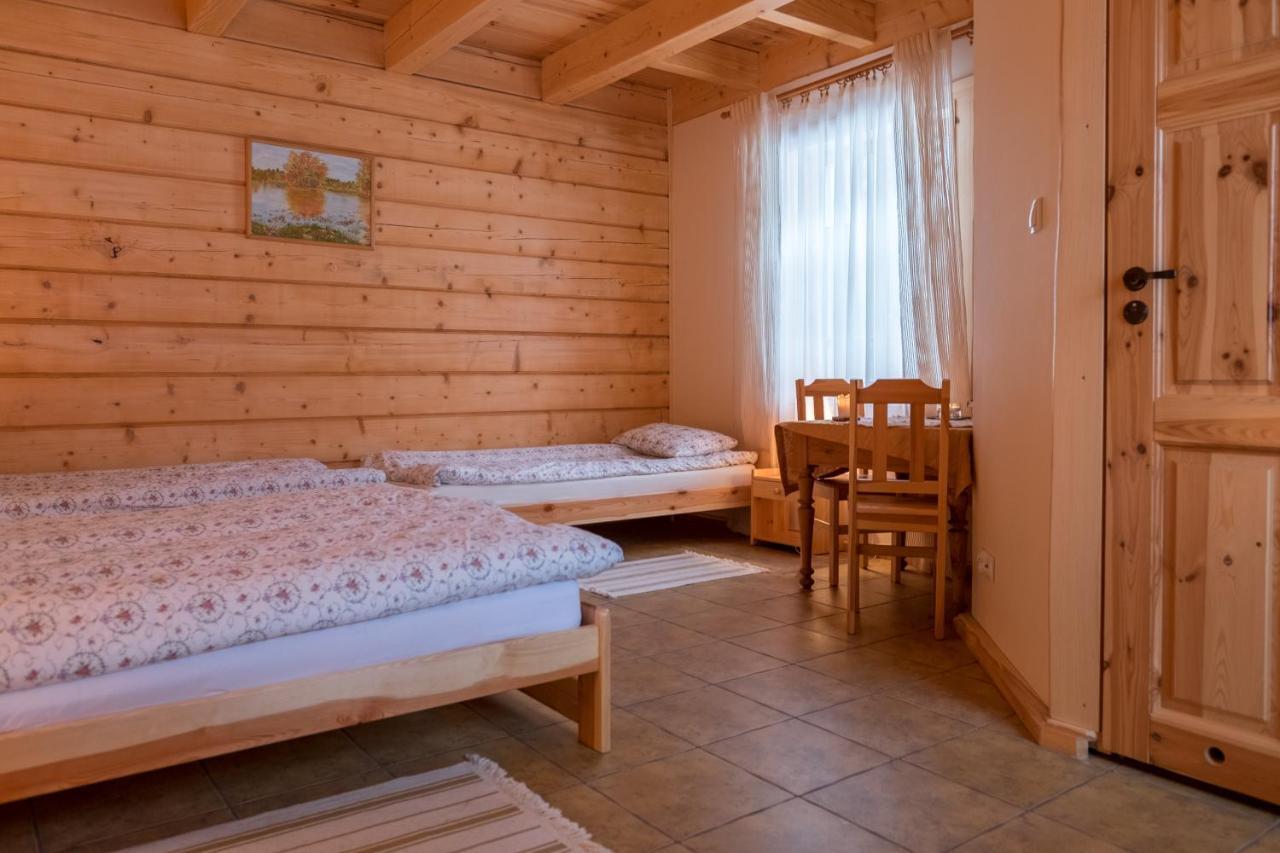 Miodowa Kolonia Bed & Breakfast Białowieża Eksteriør bilde