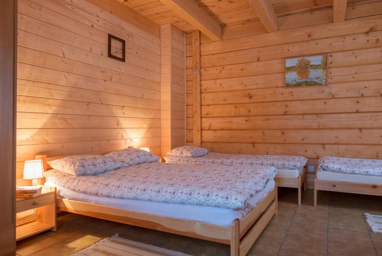 Miodowa Kolonia Bed & Breakfast Białowieża Eksteriør bilde